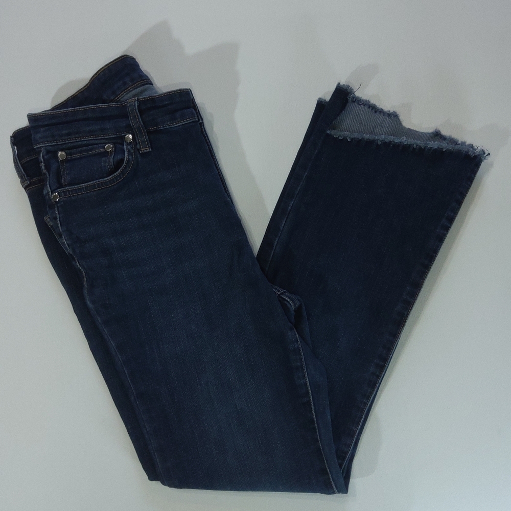 Nine West Jeans Womens Size 8 Kick Flare Raw Distressed Hem Dark Wash Mid Rise - Picture 2 of 6